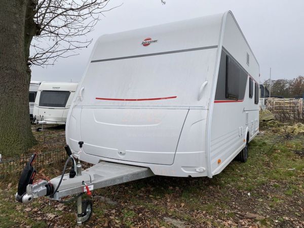 Bürstner Averso Plus Nr. 1